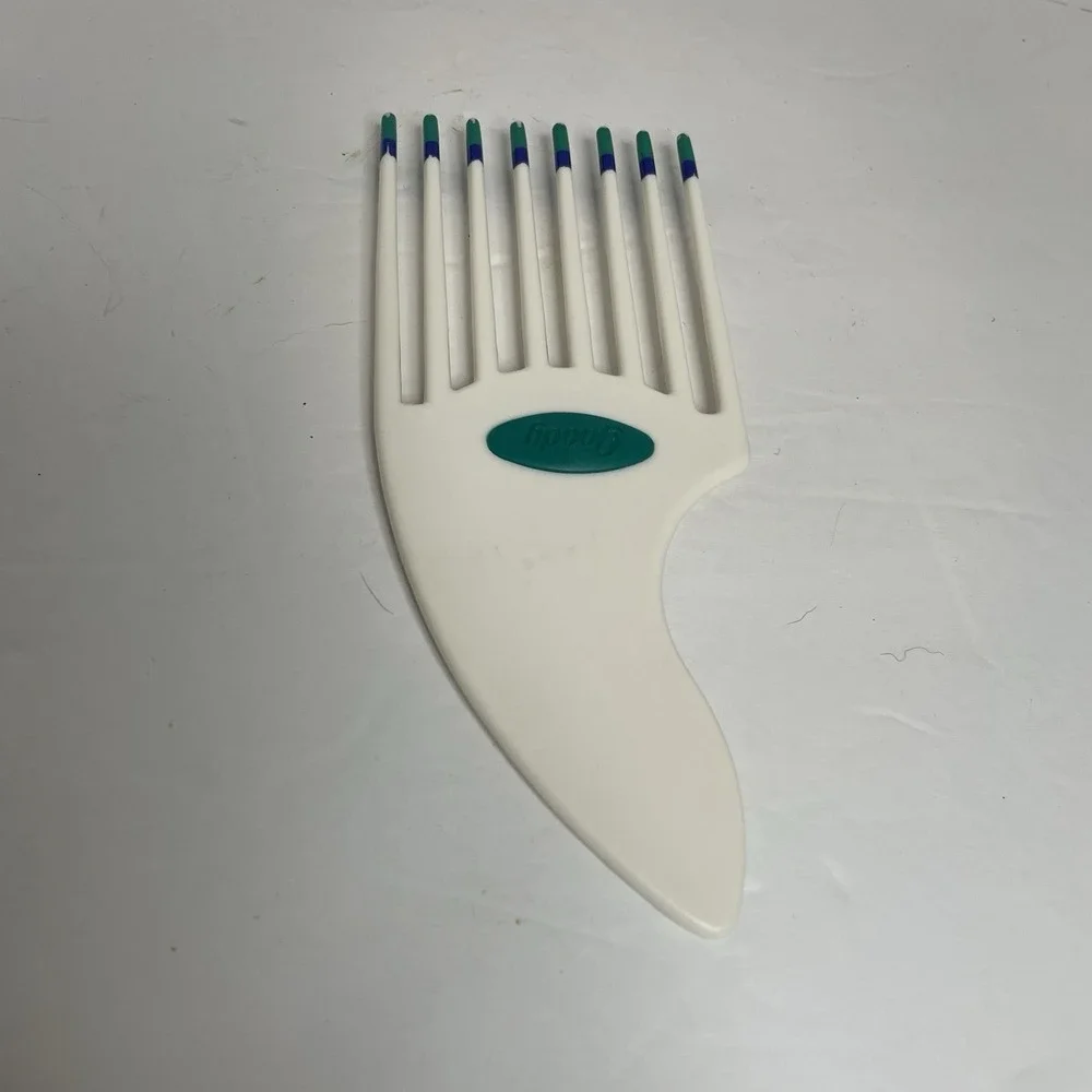 Vintage GOODY Hair Pick Lift Comb Tease Blue White Tips Retro Curved Handle 5.5